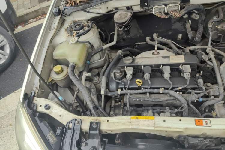 Used Ford Kuga  Engine Bay Right
