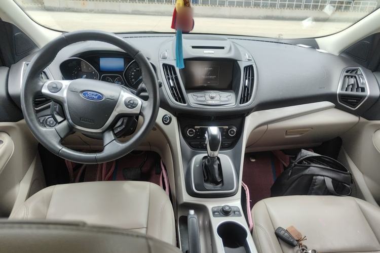 Used Ford Kuga 2013 1.6L GTDi 4x4 Elite Model Center Console