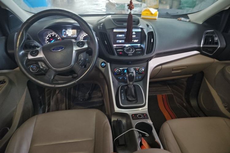 Used Ford Kuga 2013 2.0L GTDi Four-Wheel Drive Premium Model Center Console