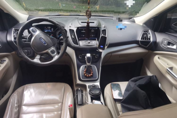 Used Ford Kuga 2013 1.6L GTDi 4x4 Elite Model Center Console
