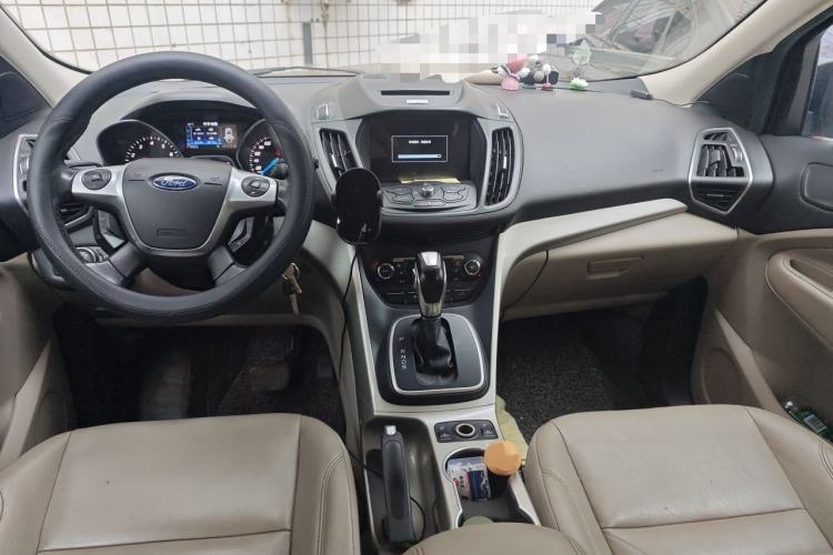 Used Ford Kuga 2013 1.6L GTDi 4x4 Elite Model Center Console