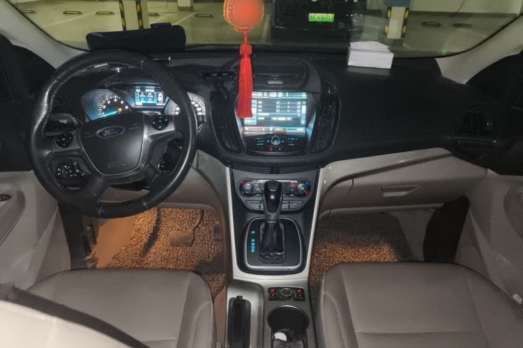 Used Ford Kuga 2013 1.6L GTDi 4x4 Elite Model Center Console