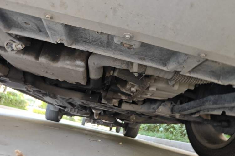 Used Ford Kuga 2013 2.0L GTDi Four-Wheel-Drive Elite Model Chassis Front