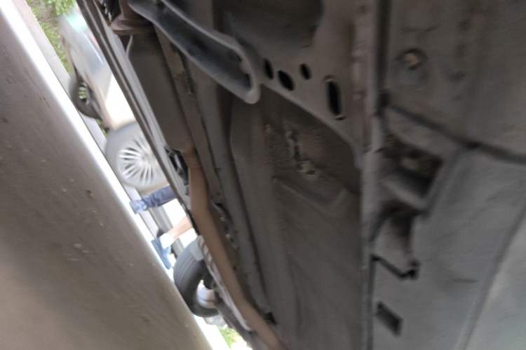 Used Ford Kuga 2013 2.0L GTDi Four-Wheel-Drive Elite Model Chassis Front Left