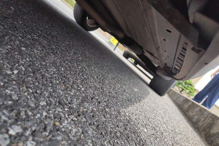 Used Ford Kuga 2013 1.6L GTDi Two-Wheel-Drive Trend Model Chassis Front Left