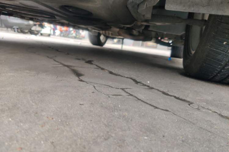 Used Ford Kuga 2013 1.6L GTDi Two-Wheel-Drive Trend Model Chassis Front Left