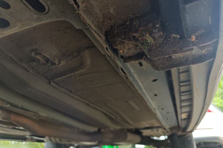 Used Ford Kuga 2013 1.6L GTDi Two-Wheel-Drive Trend Model Chassis Front Left