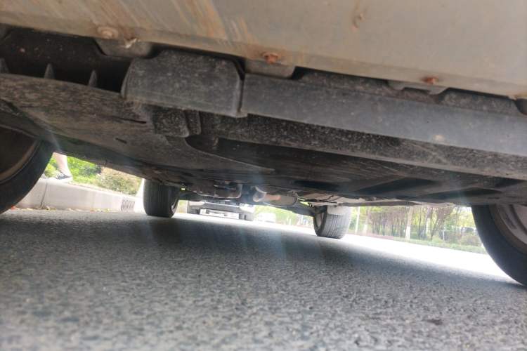 Used Ford Kuga 2013 2.0L GTDi Four-Wheel-Drive Elite Model Chassis Front