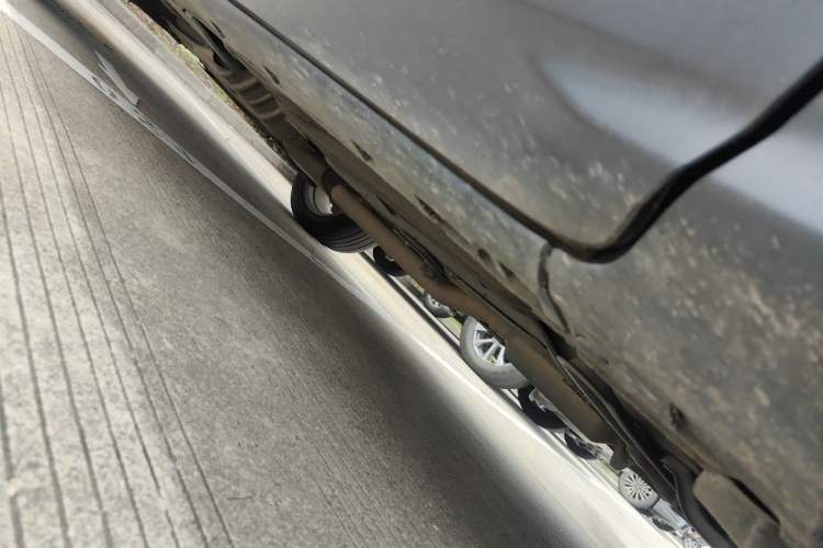 Used Ford Kuga 2013 1.6L GTDi 4x4 Elite Model Chassis Front Right
