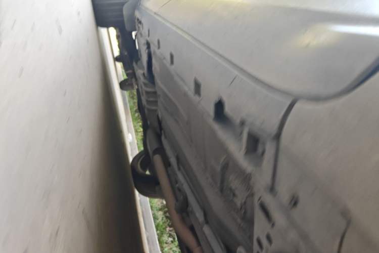 Used Ford Kuga 2013 2.0L GTDi Four-Wheel-Drive Elite Model Chassis Front Right