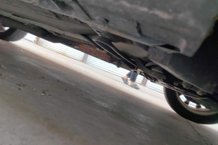 Used Ford Kuga 2013 1.6L GTDi 4x4 Elite Model Chassis Front Right