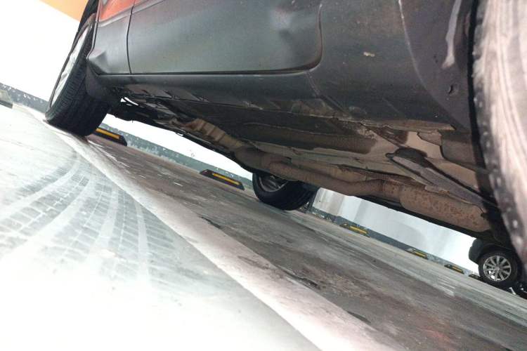 Used Ford Kuga 2013 1.6L GTDi Two-Wheel-Drive Comfort Model Chassis Front Right