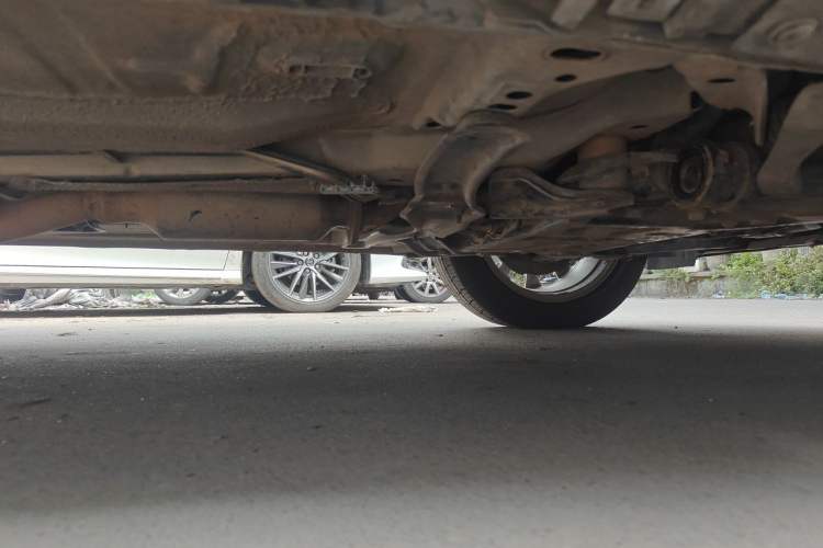 Used Ford Kuga 2013 1.6L GTDi 4x4 Elite Model Chassis Front Right