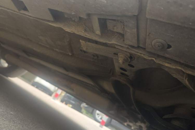 Used Ford Kuga 2013 1.6L GTDi 4x4 Elite Model Chassis Front Right