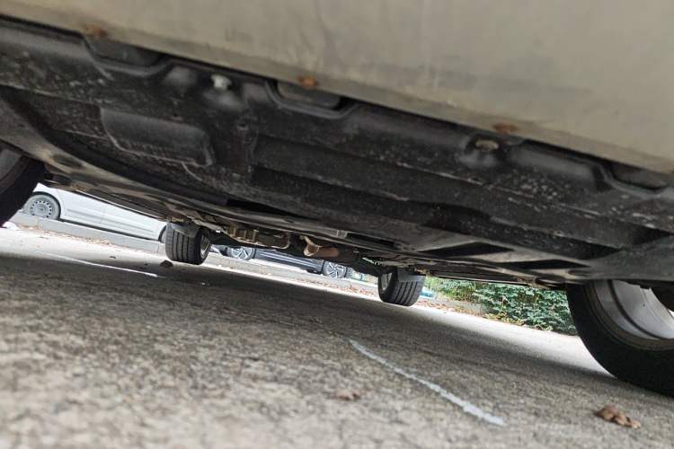 Used Ford Kuga 2013 2.0L GTDi Four-Wheel-Drive Elite Model Chassis Front