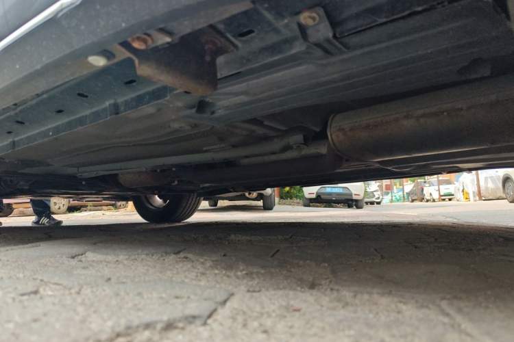 Used Ford Kuga 2013 2.0L GTDi Four-Wheel-Drive Sport Model Chassis Rear Left