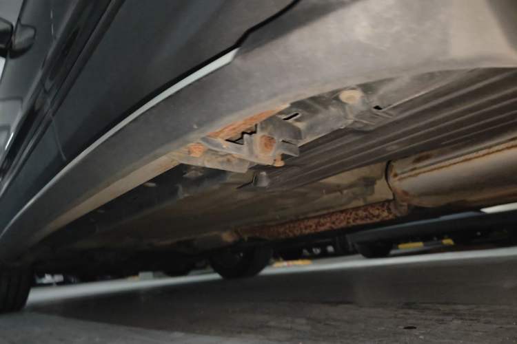 Used Ford Kuga 2013 1.6L GTDi Two-Wheel-Drive Comfort Model Chassis Rear Left