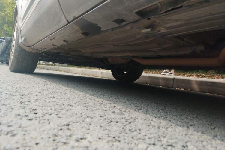 Used Ford Kuga 2013 2.0L GTDi Four-Wheel-Drive Elite Model Chassis Rear Left
