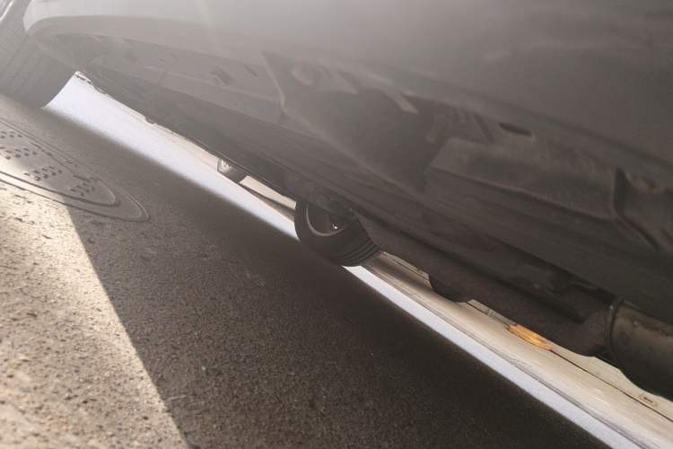 Used Ford Kuga 2013 2.0L GTDi Four-Wheel Drive Premium Model Chassis Rear Left