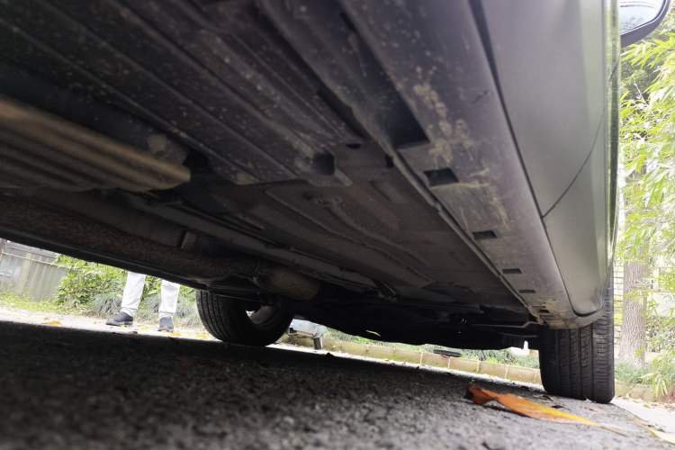 Used Ford Kuga 2013 1.6L GTDi Two-Wheel-Drive Trend Model Chassis Rear Right