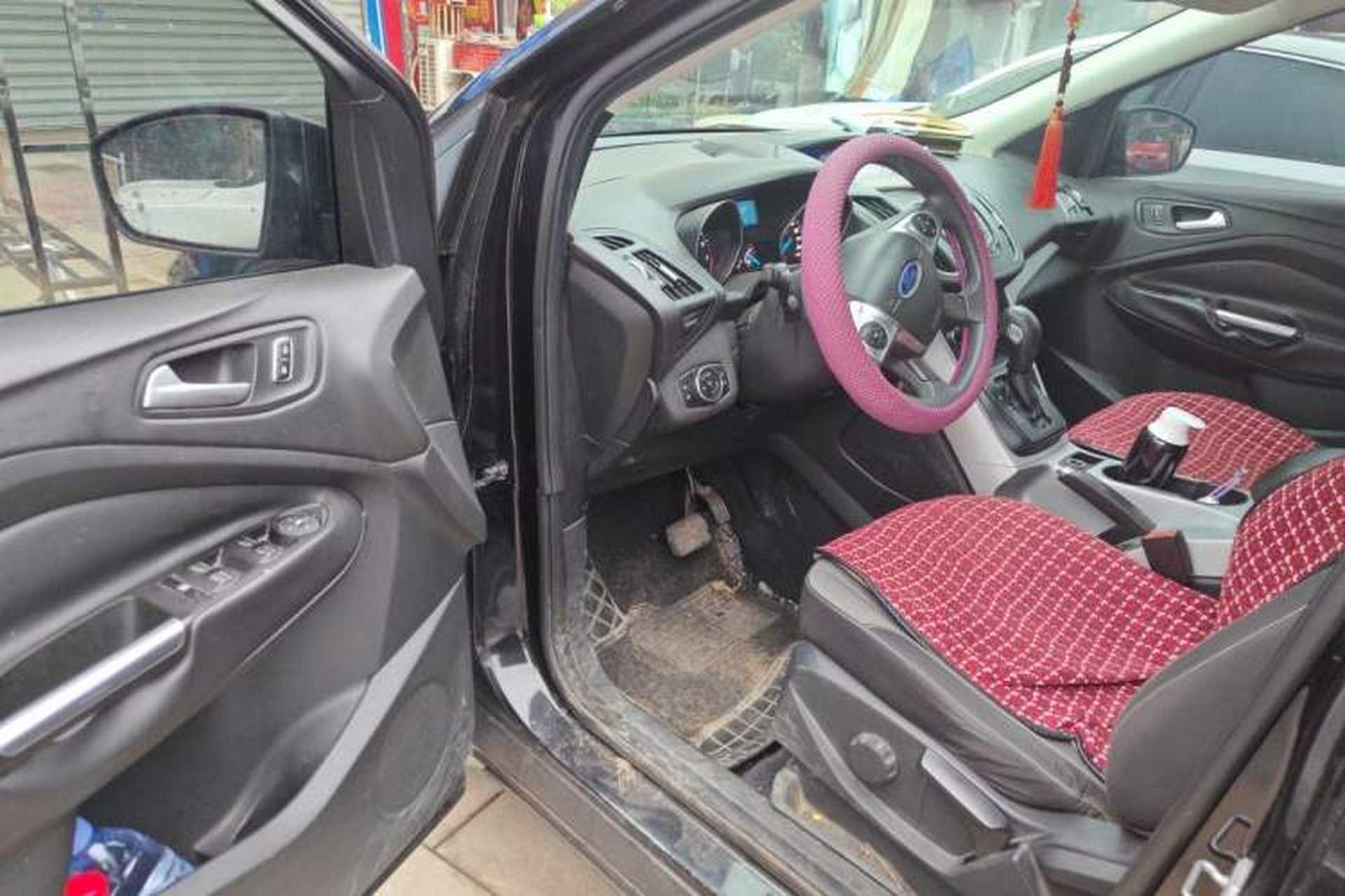 Used Ford Kuga 2013 1.6L GTDi Two-Wheel-Drive Comfort Model Driver Seat