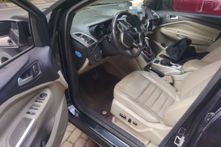 Used Ford Kuga 2013 1.6L GTDi 4x4 Elite Model Driver Seat