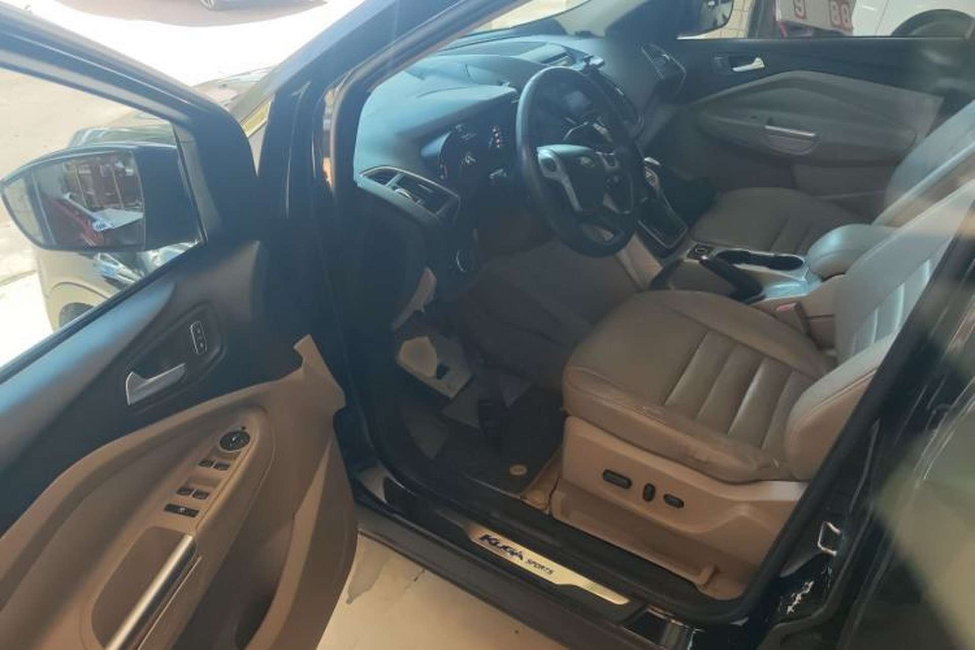Used Ford Kuga 2013 2.0L GTDi Four-Wheel Drive Premium Model Driver Seat