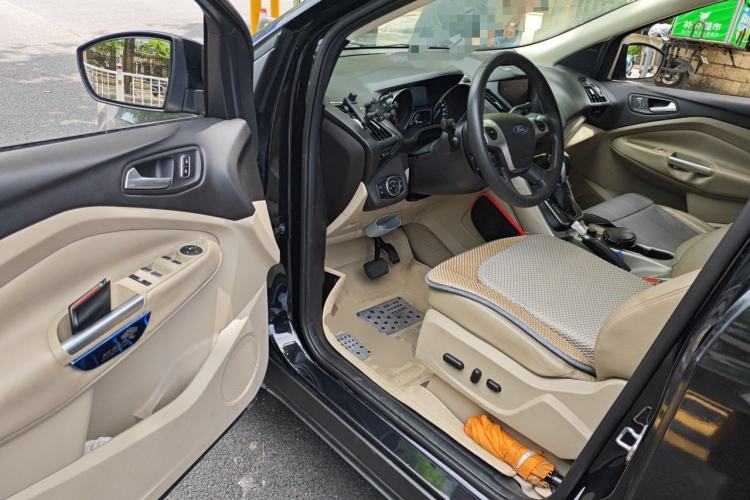 Used Ford Kuga 2013 2.0L GTDi Four-Wheel-Drive Elite Model Driver Seat