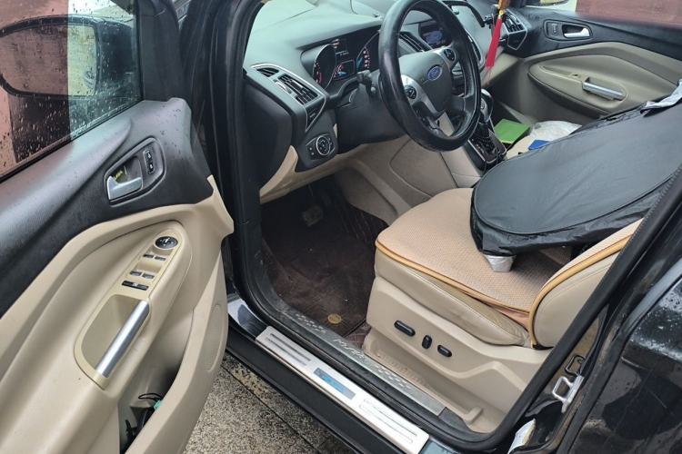 Used Ford Kuga 2013 1.6L GTDi 4x4 Elite Model Driver Seat