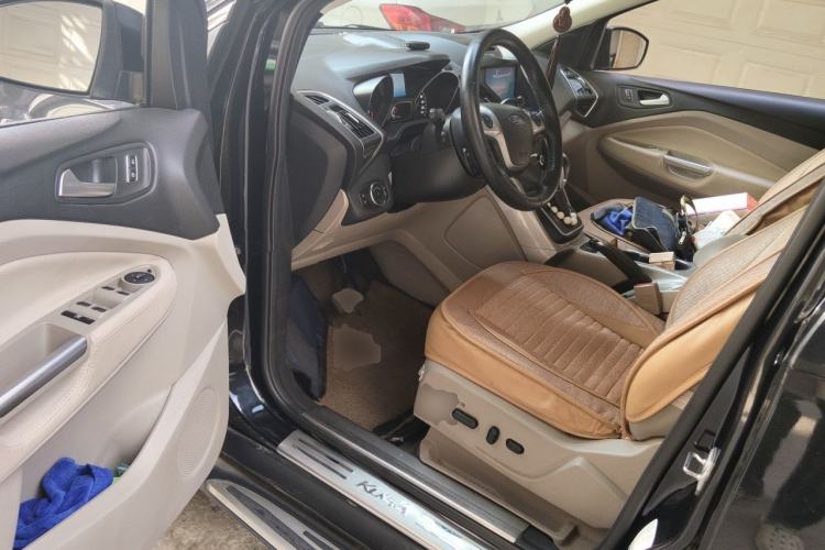 Used Ford Kuga 2013 2.0L GTDi Four-Wheel Drive Premium Model Driver Seat
