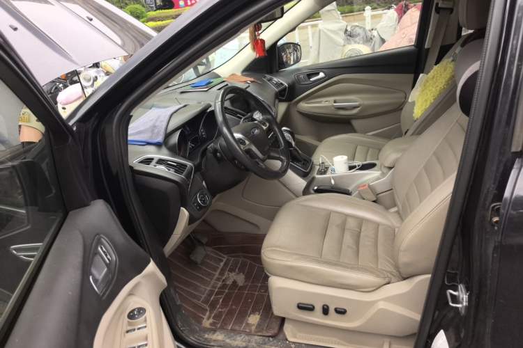 Used Ford Kuga 2013 1.6L GTDi 4x4 Elite Model Driver Seat