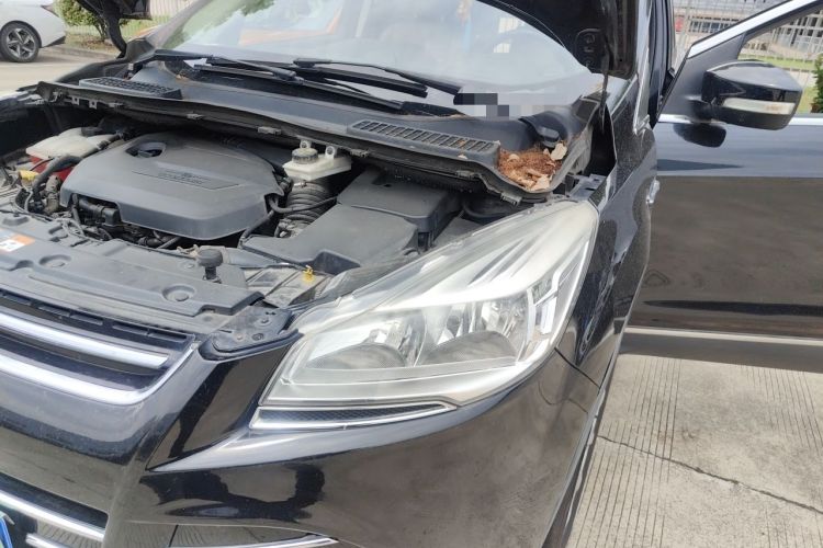 Used Ford Kuga 2013 1.6L GTDi 4x4 Elite Model Engine Bay Left