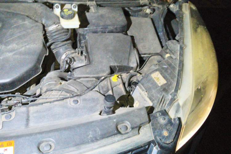 Used Ford Kuga 2013 2.0L GTDi Four-Wheel Drive Premium Model Engine Bay Left