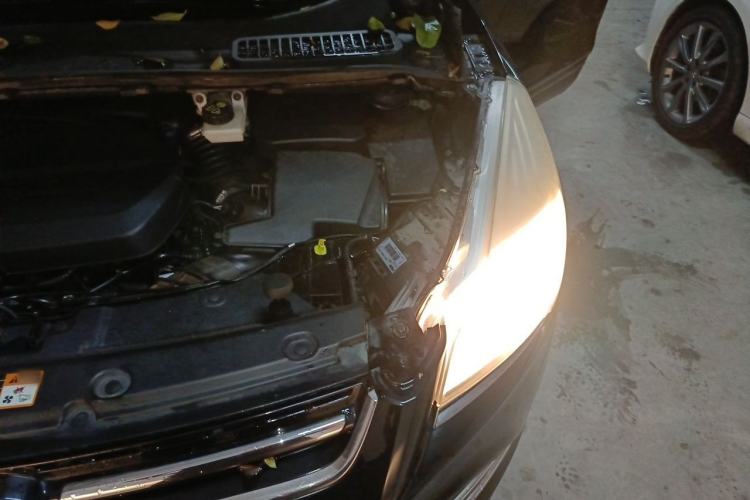 Used Ford Kuga 2013 1.6L GTDi 4x4 Elite Model Engine Bay Left