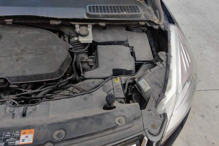 Used Ford Kuga 2013 1.6L GTDi 4x4 Elite Model Engine Bay Left