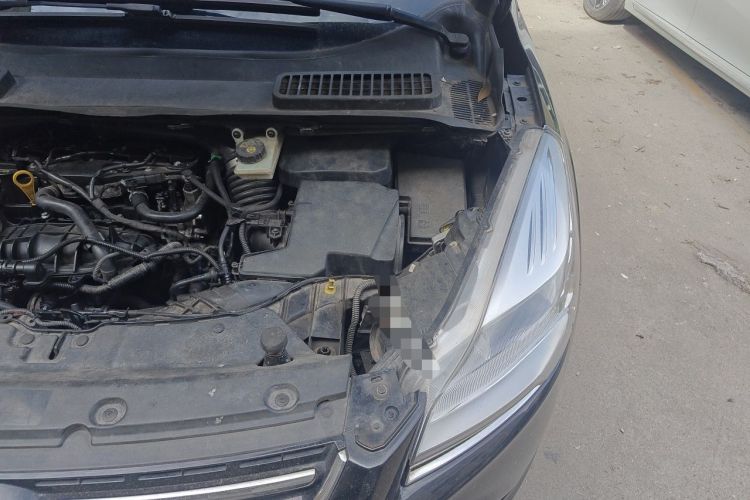 Used Ford Kuga 2013 1.6L GTDi 4x4 Elite Model Engine Bay Left