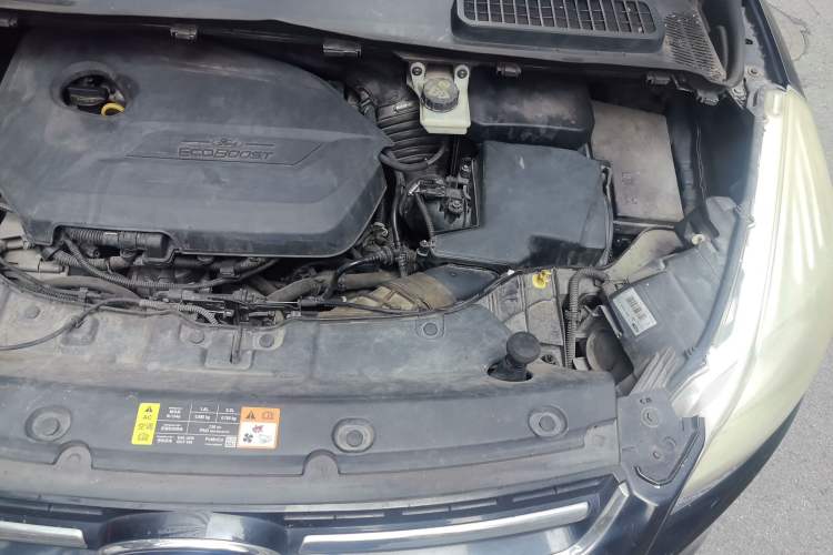 Used Ford Kuga 2013 1.6L GTDi 4x4 Elite Model Engine Bay Left