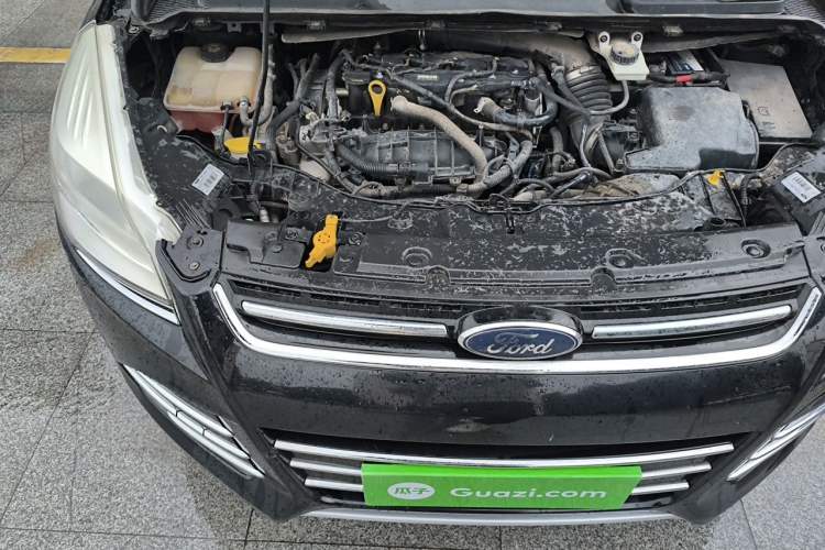 Used Ford Kuga 2013 1.6L GTDi 4x4 Elite Model Engine Bay Right