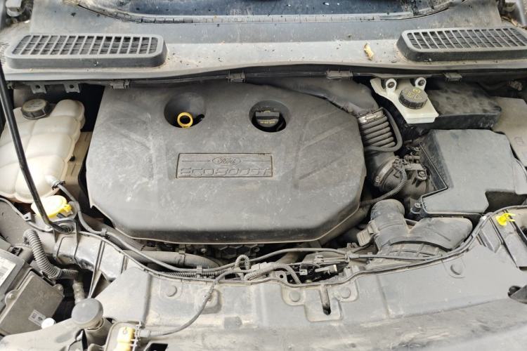 Used Ford Kuga 2013 2.0L GTDi Four-Wheel Drive Premium Model Engine Bay