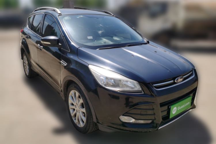 Used Ford Kuga 2013 1.6L GTDi Two-Wheel-Drive Comfort Model Front Right 45 Deg