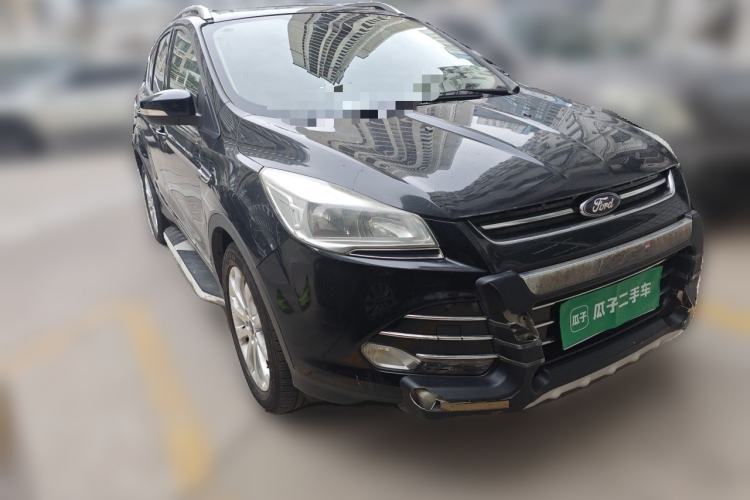 Used Ford Kuga 2013 1.6L GTDi 4x4 Elite Model Front Right 45 Deg