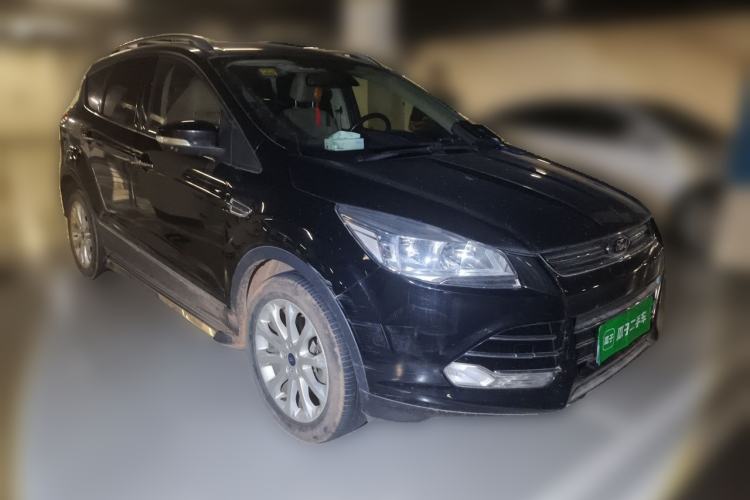 Used Ford Kuga 2013 1.6L GTDi 4x4 Elite Model Front Right 45 Deg