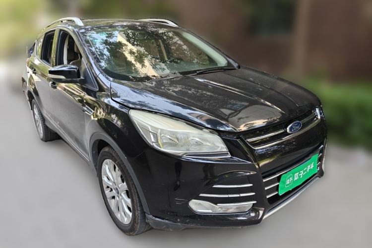 Used Ford Kuga 2013 2.0L GTDi Four-Wheel-Drive Elite Model Front Right 45 Deg