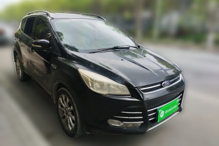 Used Ford Kuga 2013 2.0L GTDi Four-Wheel-Drive Elite Model Front Right 45 Deg
