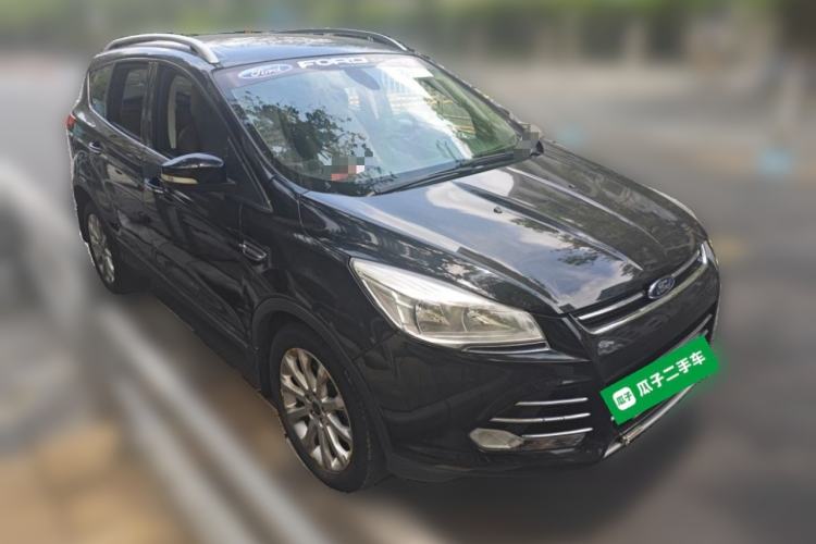 Used Ford Kuga 2013 2.0L GTDi Four-Wheel-Drive Elite Model Front Right 45 Deg