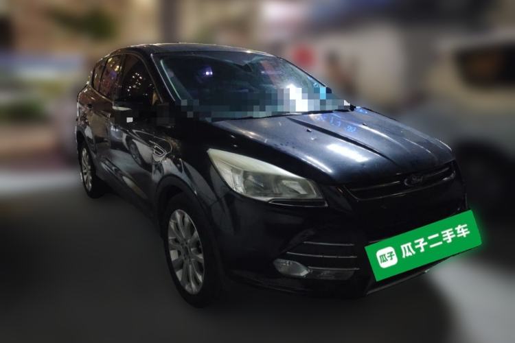 Used Ford Kuga 2013 1.6L GTDi Two-Wheel-Drive Trend Model Front Right 45 Deg