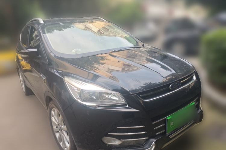 Used Ford Kuga 2013 1.6L GTDi 4x4 Elite Model Front Right 45 Deg