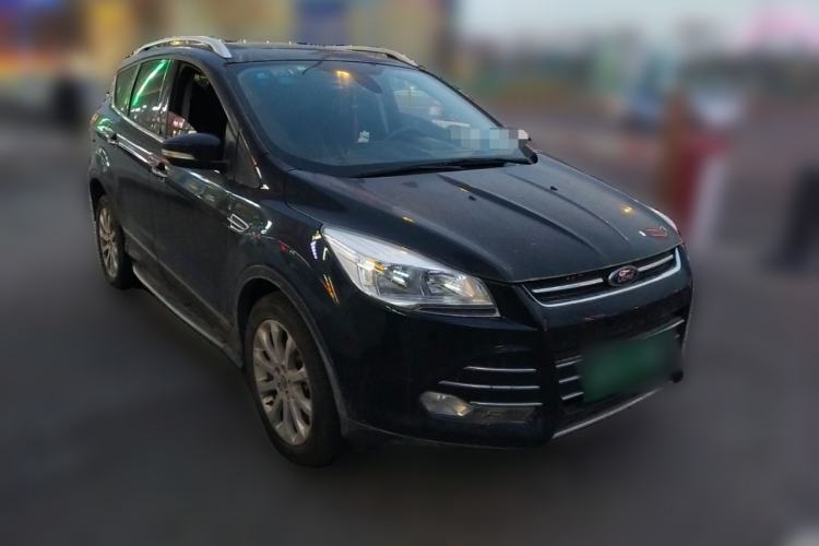 Used Ford Kuga 2013 1.6L GTDi 4x4 Elite Model Front Right 45 Deg