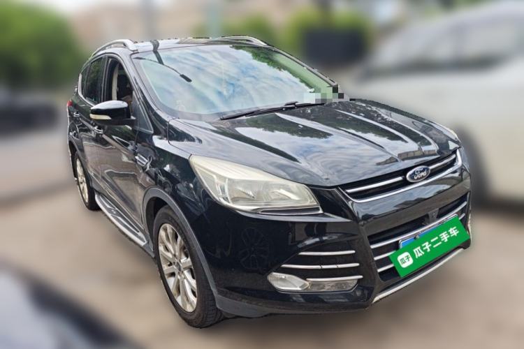 Used Ford Kuga 2013 2.0L GTDi Four-Wheel-Drive Elite Model Front Right 45 Deg