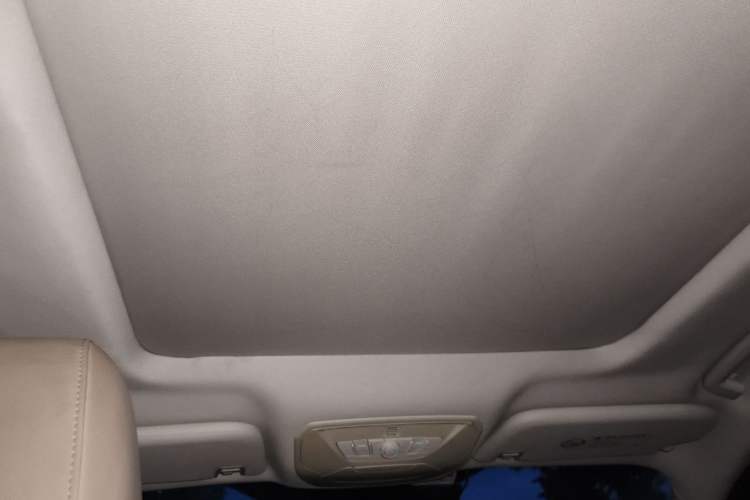 Used Ford Kuga 2013 2.0L GTDi Four-Wheel Drive Premium Model Headliner